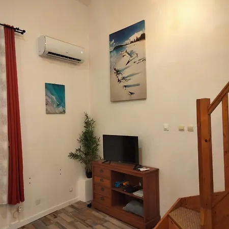 Appartement 1Er Etage Meze Exterior photo